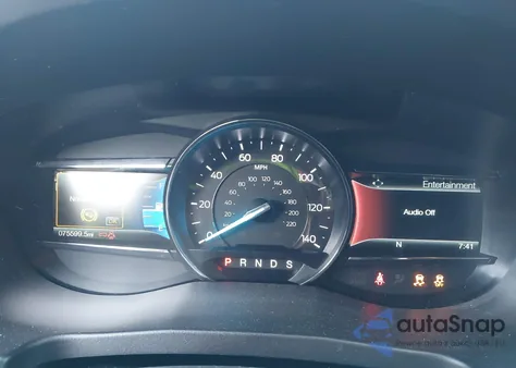 2017 Ford Explorer Xlt z USA, uszkodzony, nr VIN 1FM5K8D83HGD01567